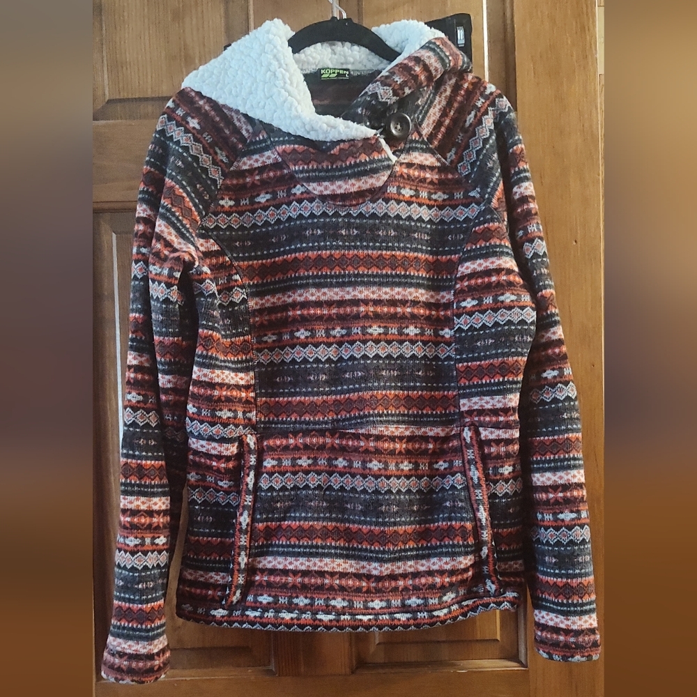 Koppen women's large hooded sweater
